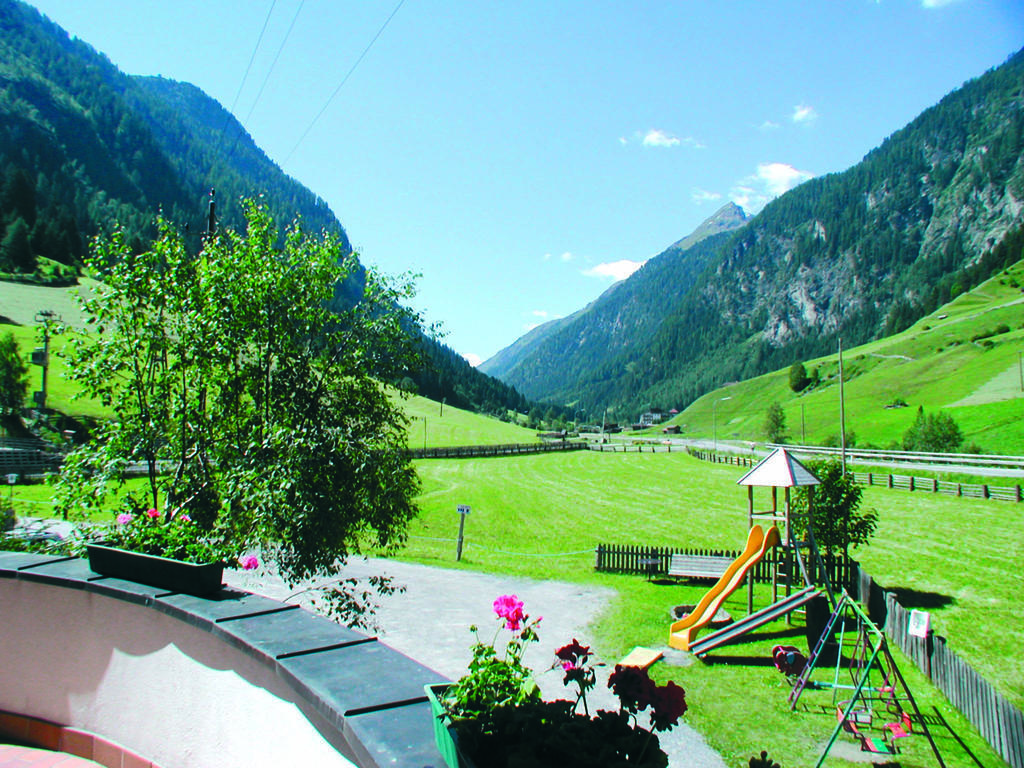 Apart Gletscherblick Kaunertal Δωμάτιο φωτογραφία