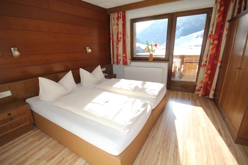 Apart Gletscherblick Kaunertal Δωμάτιο φωτογραφία
